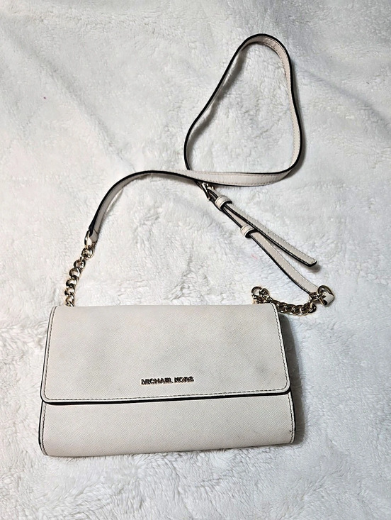 Michael Kors Handbags - Michael Kors Greenwich Small Saffiano Leather Convertible Crossbody Bag